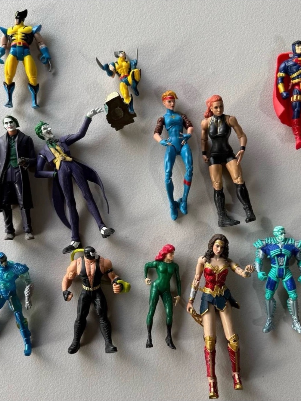 Superhero Action Figure Lot 11 Pcs Batman Wolverine Joker
Wonder Woman Bane